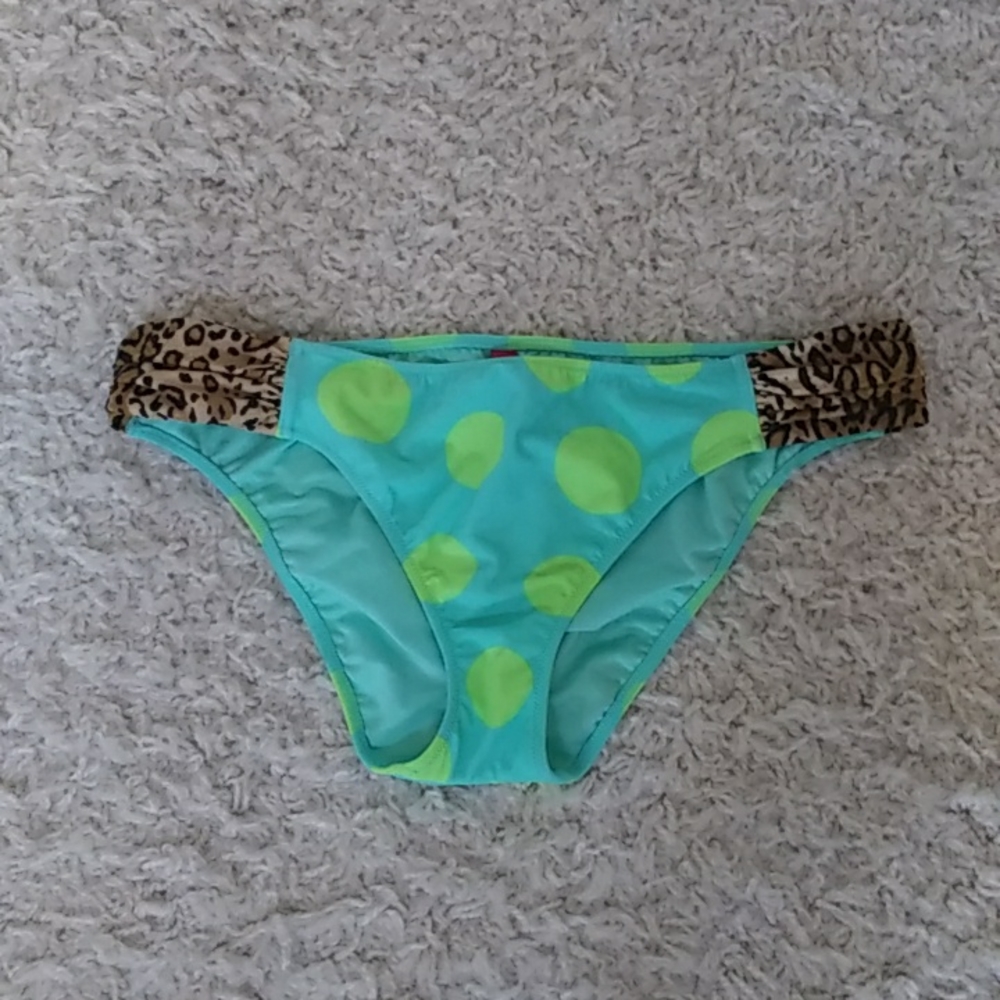 Victoria's Secret Swim Top.